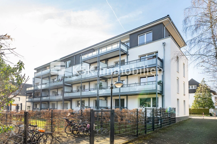 140147 Holzweg