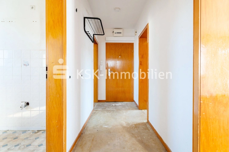 140147 Ritterstr.3 Flur - 1. OG rechts