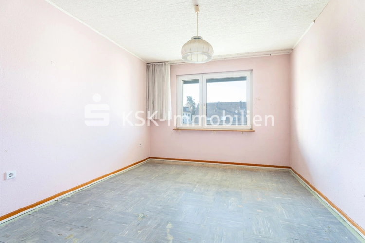 140147 Ritterstr.3 Zimmer - 1. OG rechts