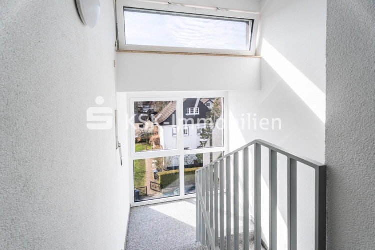 140147 DG - Wohnung Holzweg12 Treppenhaus