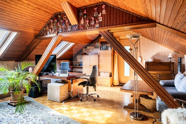 Arbeitszimmer Dachgeschoss