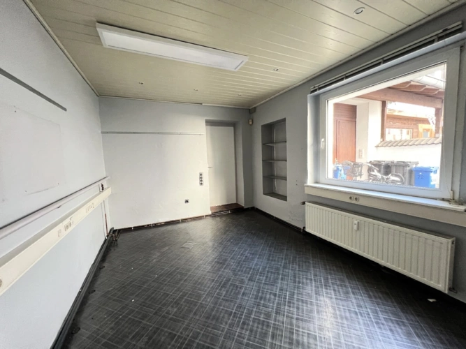 Büro - Anbau vorne