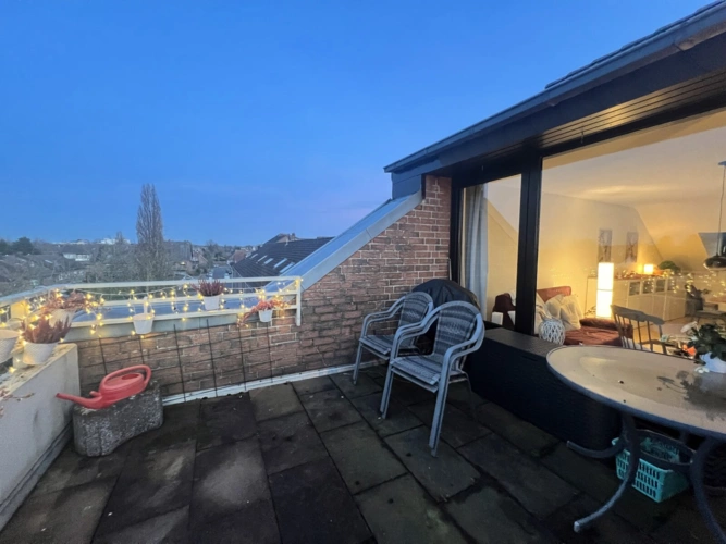 Dachterrasse DG links