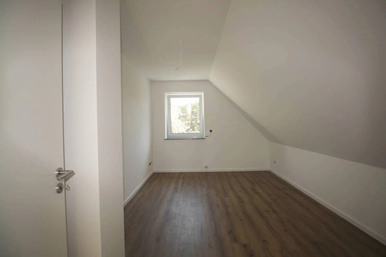 Pot. Kinder- o. Gästezimmer OG