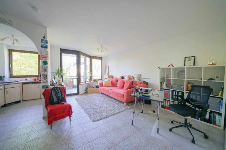 Wohn-/Essbereich mit offener Küche