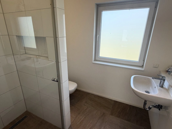 Duschbad, weitere Bilder über das Web-Exposé