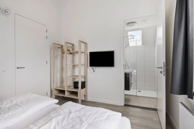 Schlafzimmer1 + Duschbad