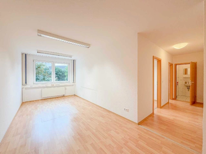 Büro 4