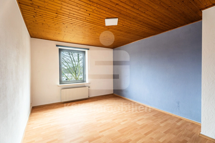 Spitzboden Zimmer 1 Bild 1