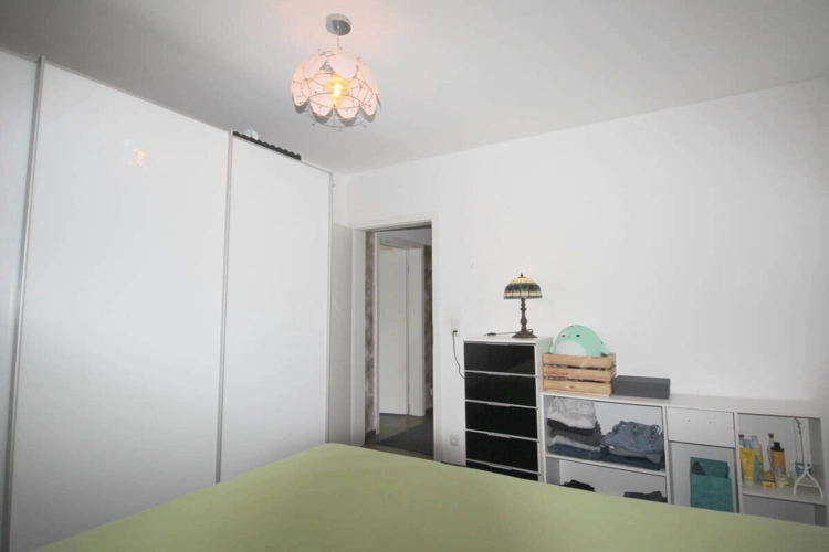 Geräumiges Eltern-Schlafzimmer EG