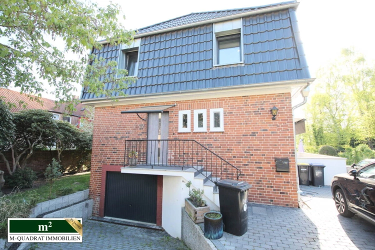 Eingangsbereich Villa mit Tiefgarage