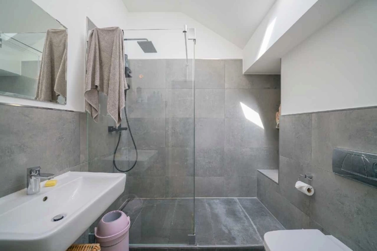 Badezimmer 2