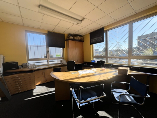 Halle 2 - Büro- und Sozialräume