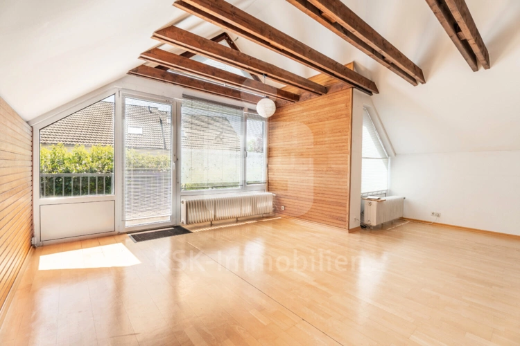 Wohnzimmer/ Schlafzimmer Dachgeschoss
