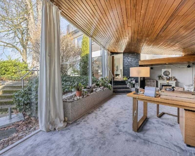 Garage (EG)