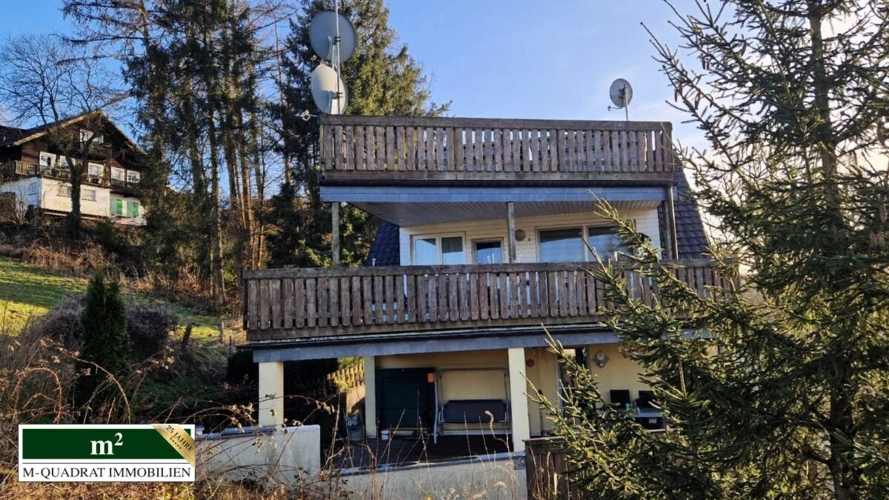 Balkone und Terrasse