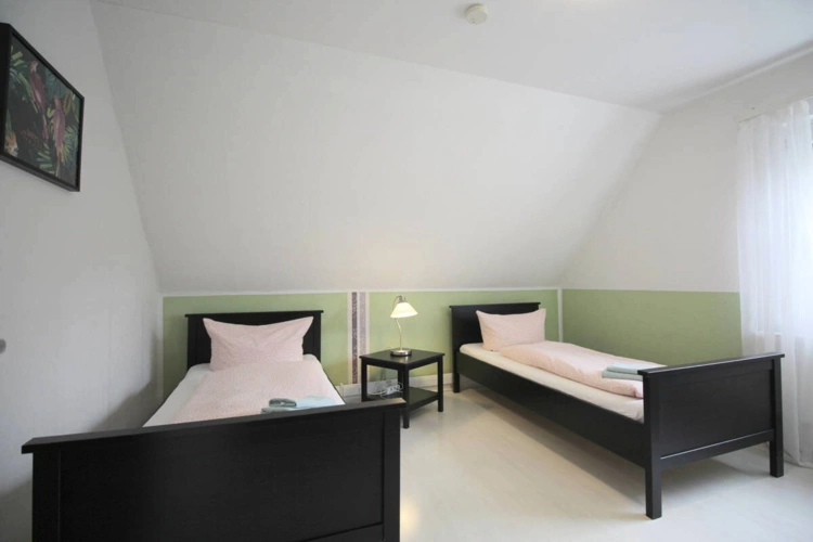 1. Schlafzimmer DG-Wohnung