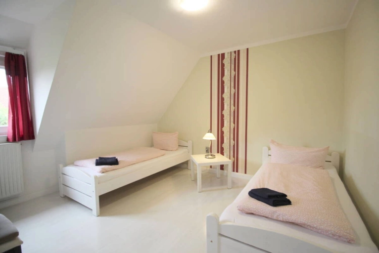 2. Schlafzimmer DG-Wohnung