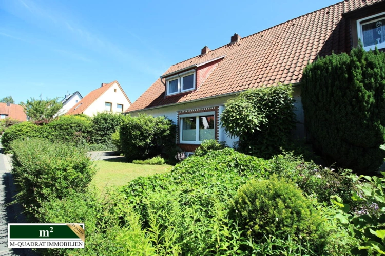 DHH mit grünem Vorgarten in begehrter Kreideberglage