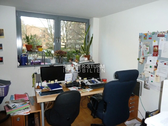 Arbeits- oder Jugendzimmer