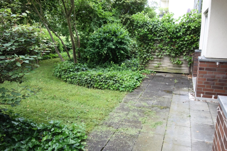 Terrasse ebenso
