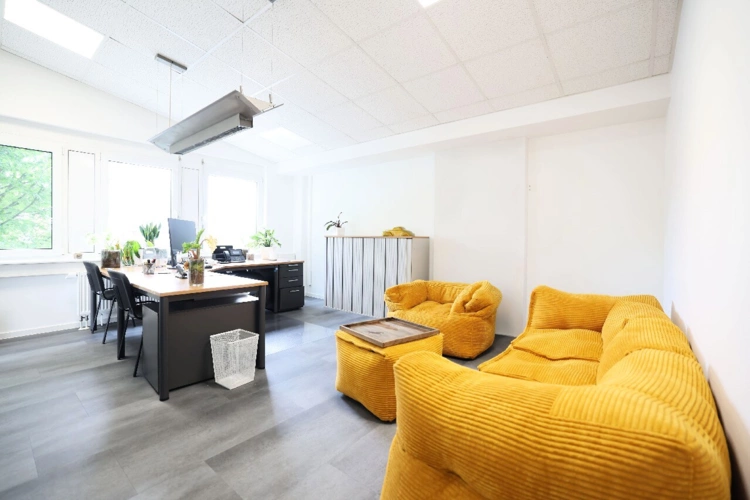 Büro 4