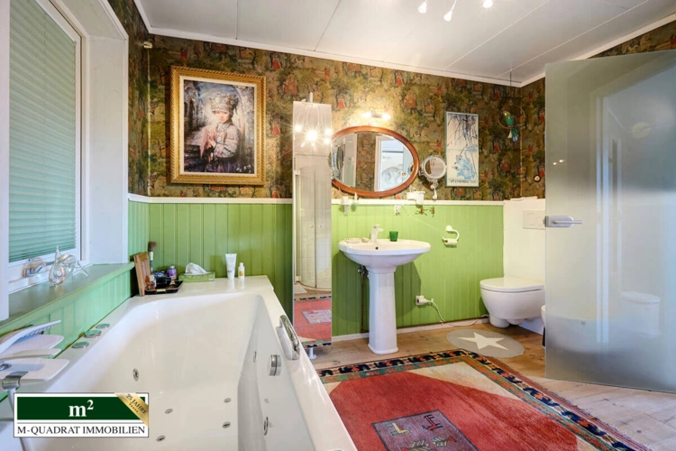 Vollbad en Suite im Dachgeschoss