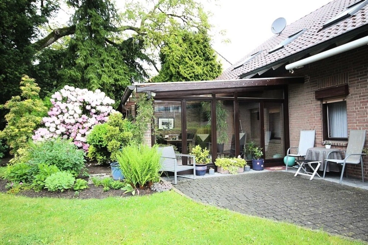 Wintergarten mit Terrasse