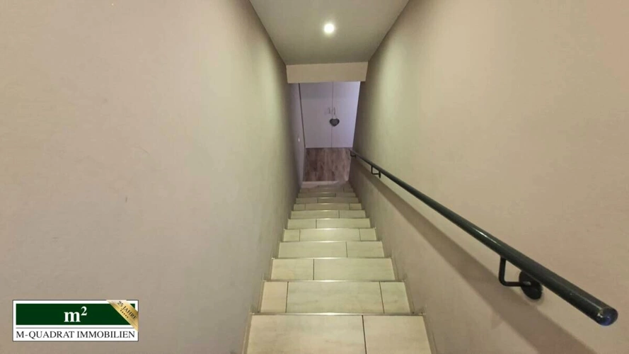 Treppe zum 1 OG