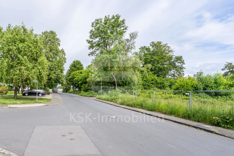 Straßenansicht
