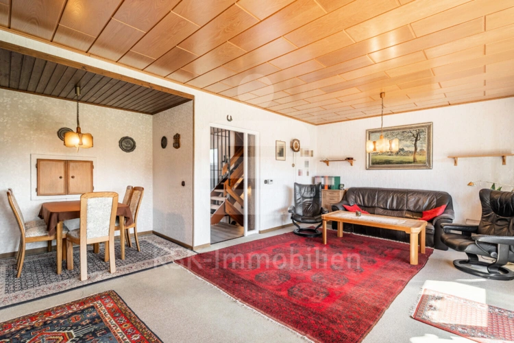 Wohn- und Esszimmer