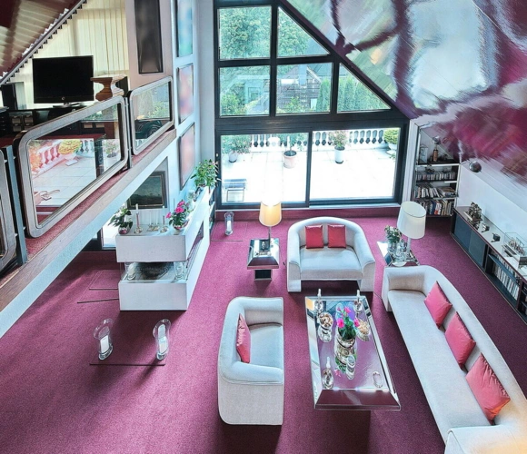 Blick ins Wohnzimmer