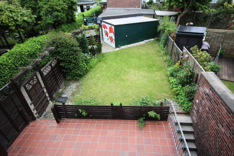 Terrasse und Garten