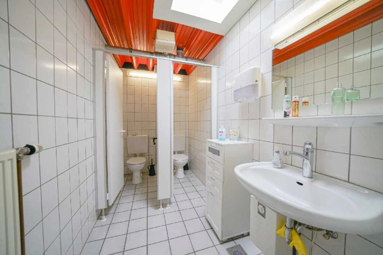 WC