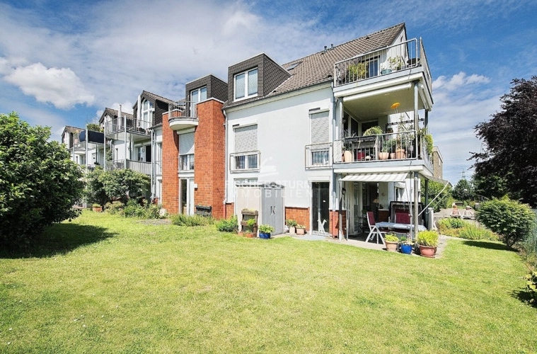 Haus vom Garten aus
