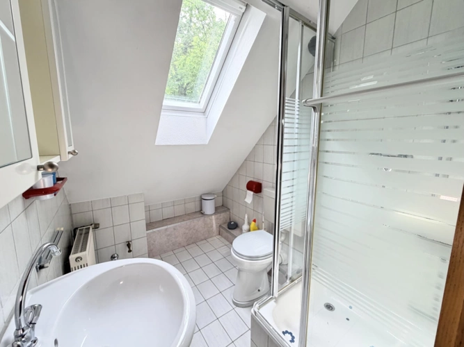 Badezimmer, DG