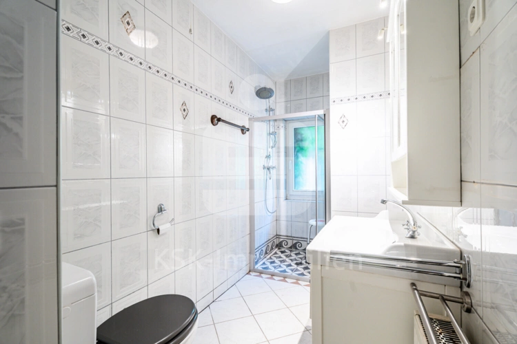 Badezimmer Untergeschoss