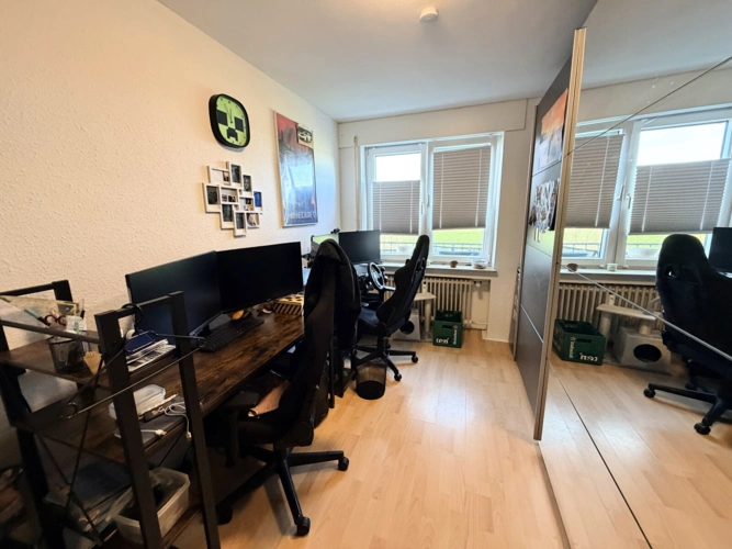 Büro, 1.OG