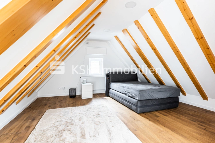 Dachgeschoss Schlafzimmer