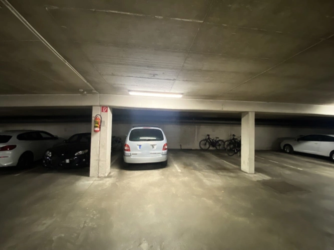 Tiefgaragenstellplatz