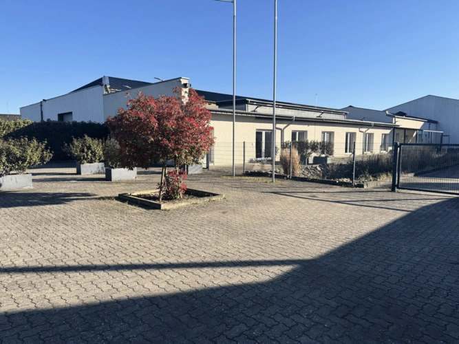 Büro Außen