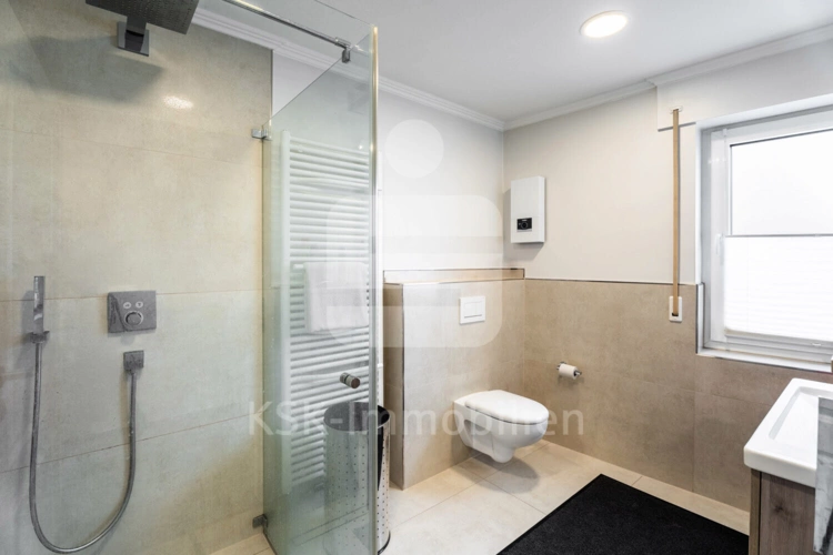 Badezimmer Erdgeschoss