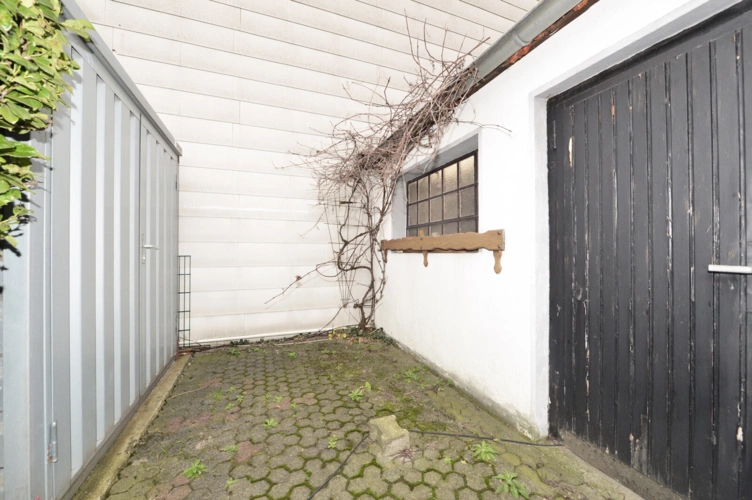 1_Außen_Rückseite_1
