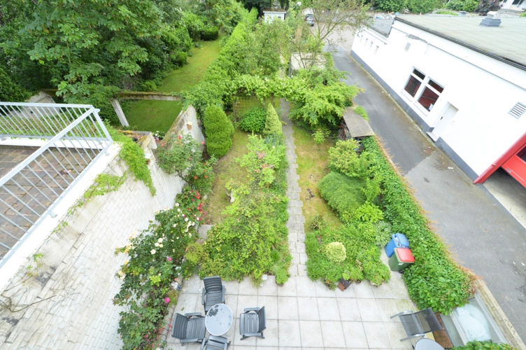 Außen_Rückseite_Garten