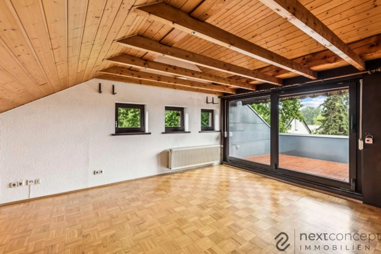Wohnzimmer im Dachgeschoss