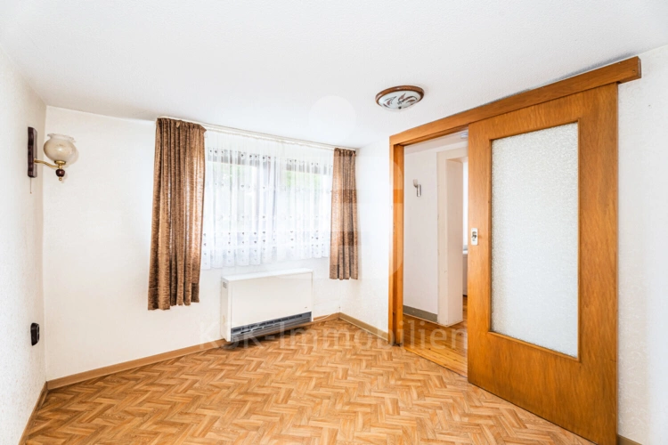 Erdgeschoss Zimmer