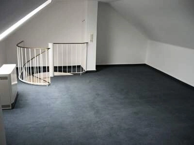 ebenso Spitzboden