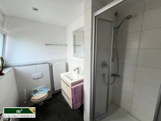 Dusche im DG