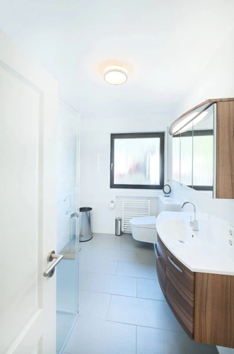 Badezimmer EG