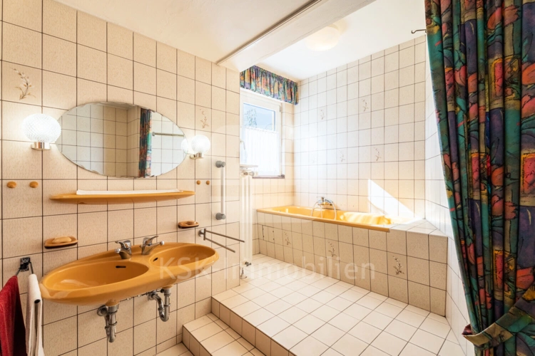 Badezimmer Dachgeschoss